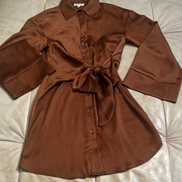 Giani Bini Bronze Wrap Dress Size Small - Picture 1 of 3